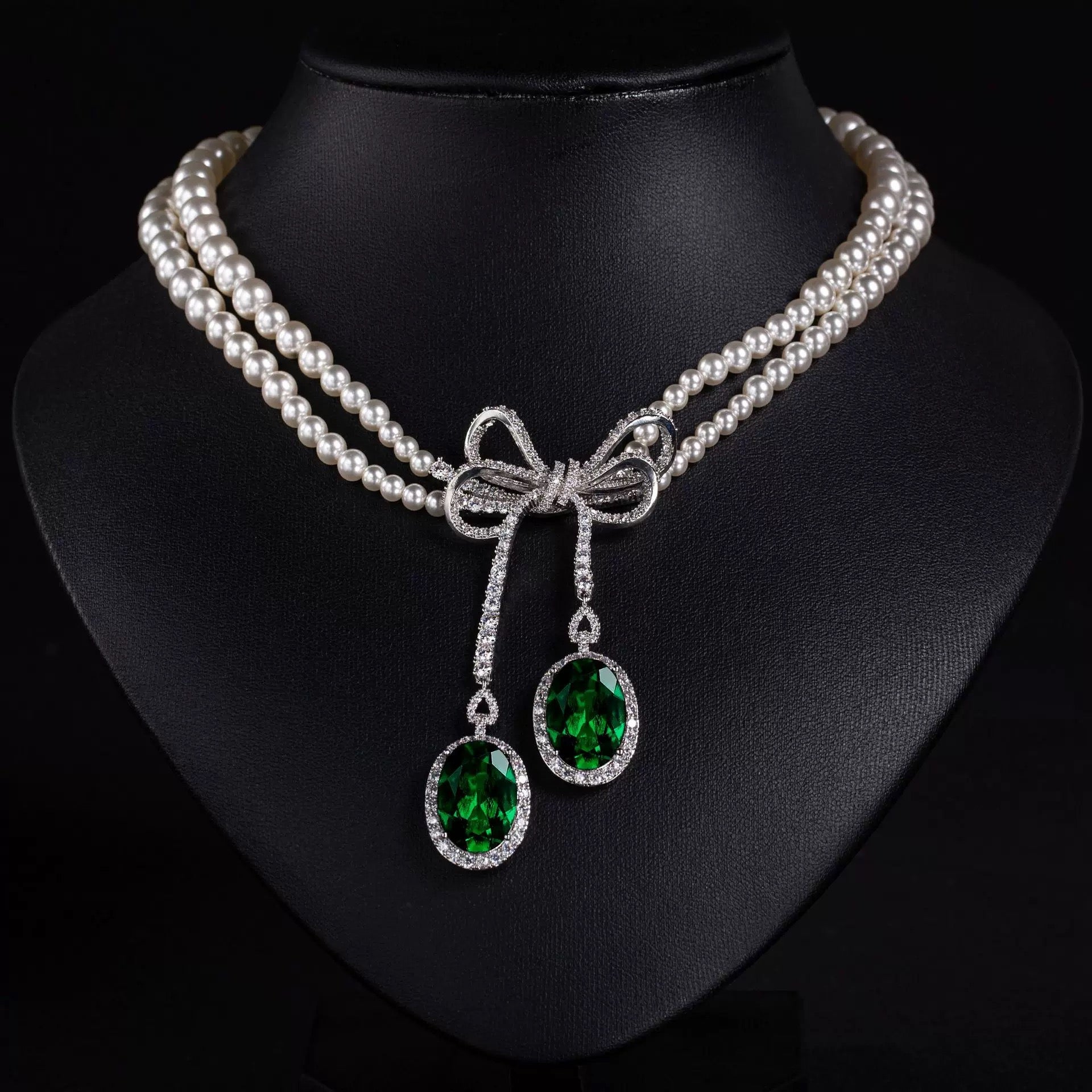 Pearl and Green Zircon Bow Jewel Set