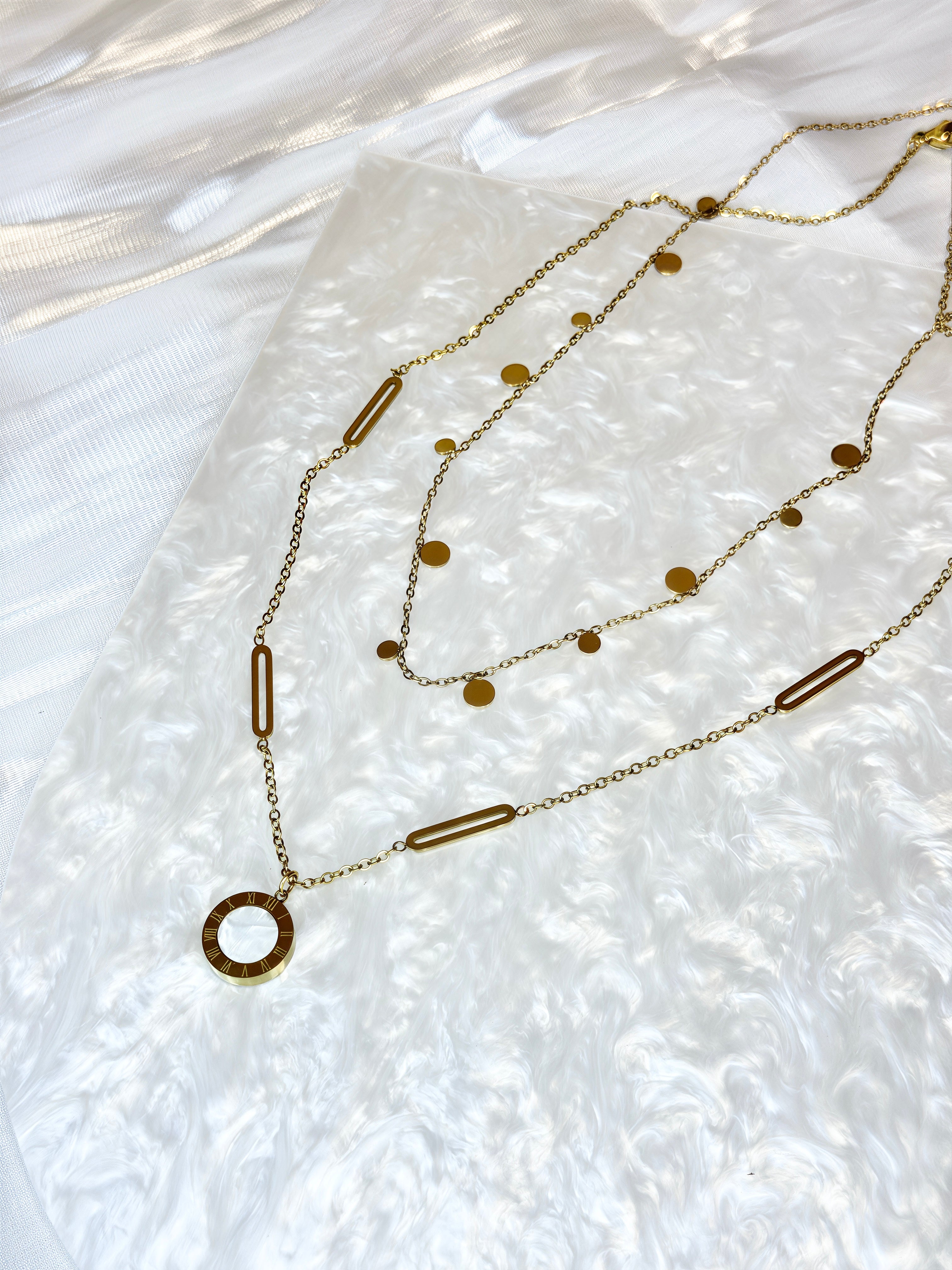 White Two-Sided Roman Numeral Jewel Set