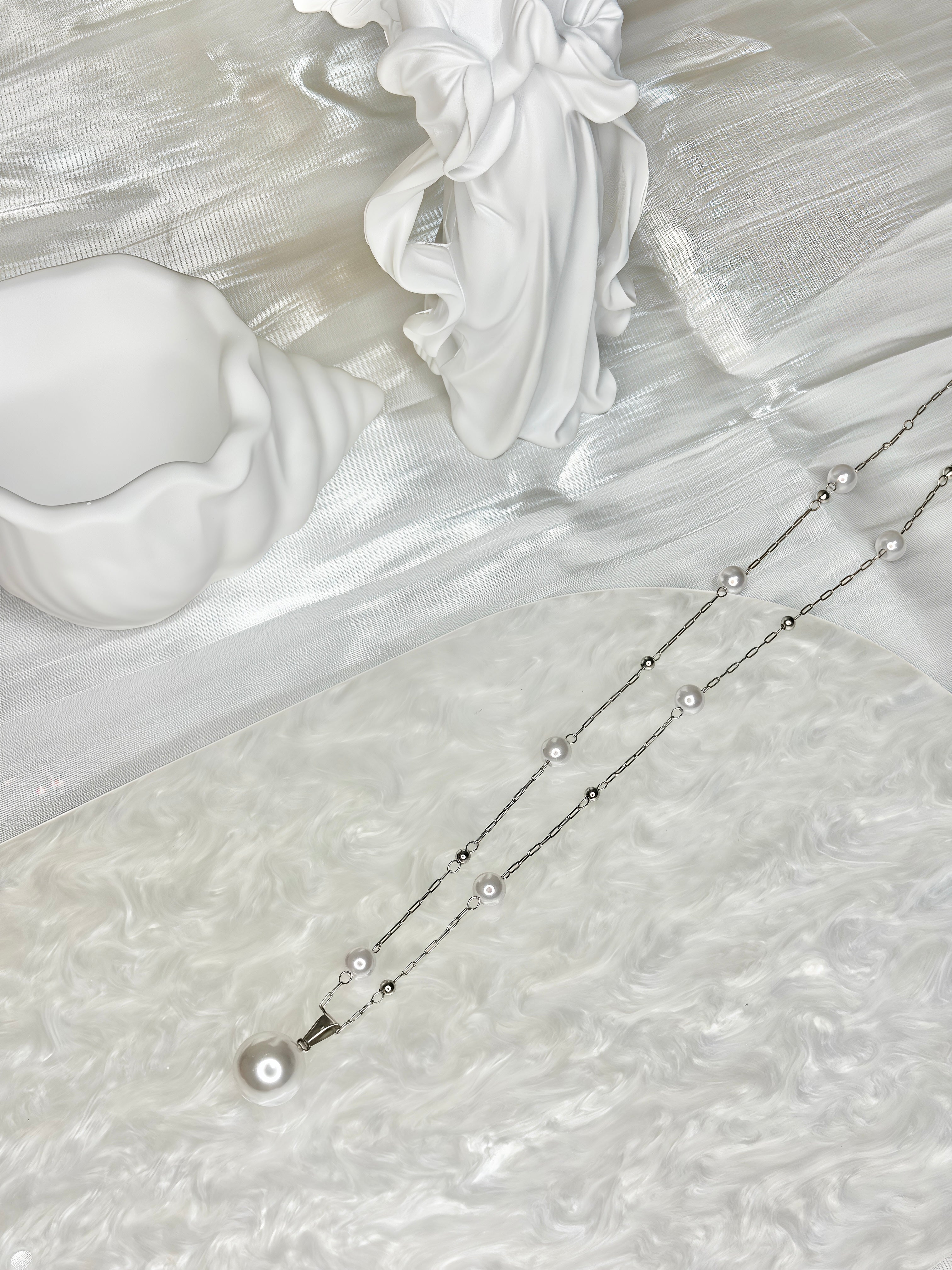 Starry Night White Pearl Chain Necklace