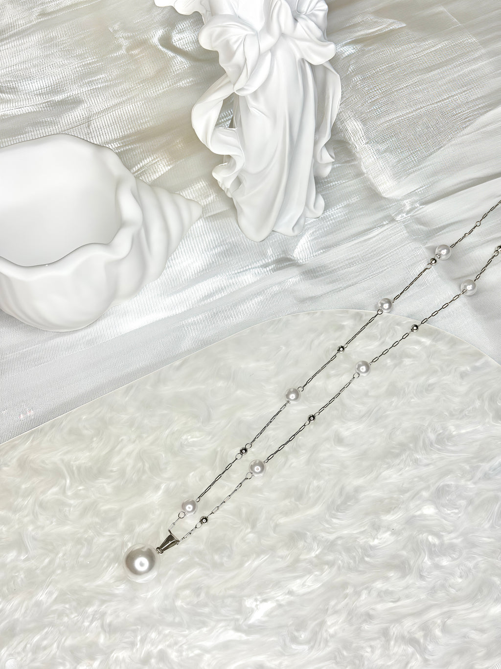 Starry Night White Pearl Chain Necklace