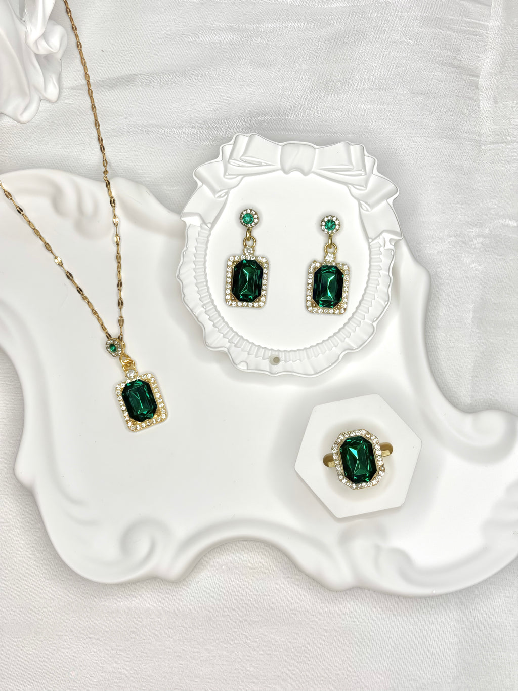 Green Luxurious Rectangle Zircon Jewel Set