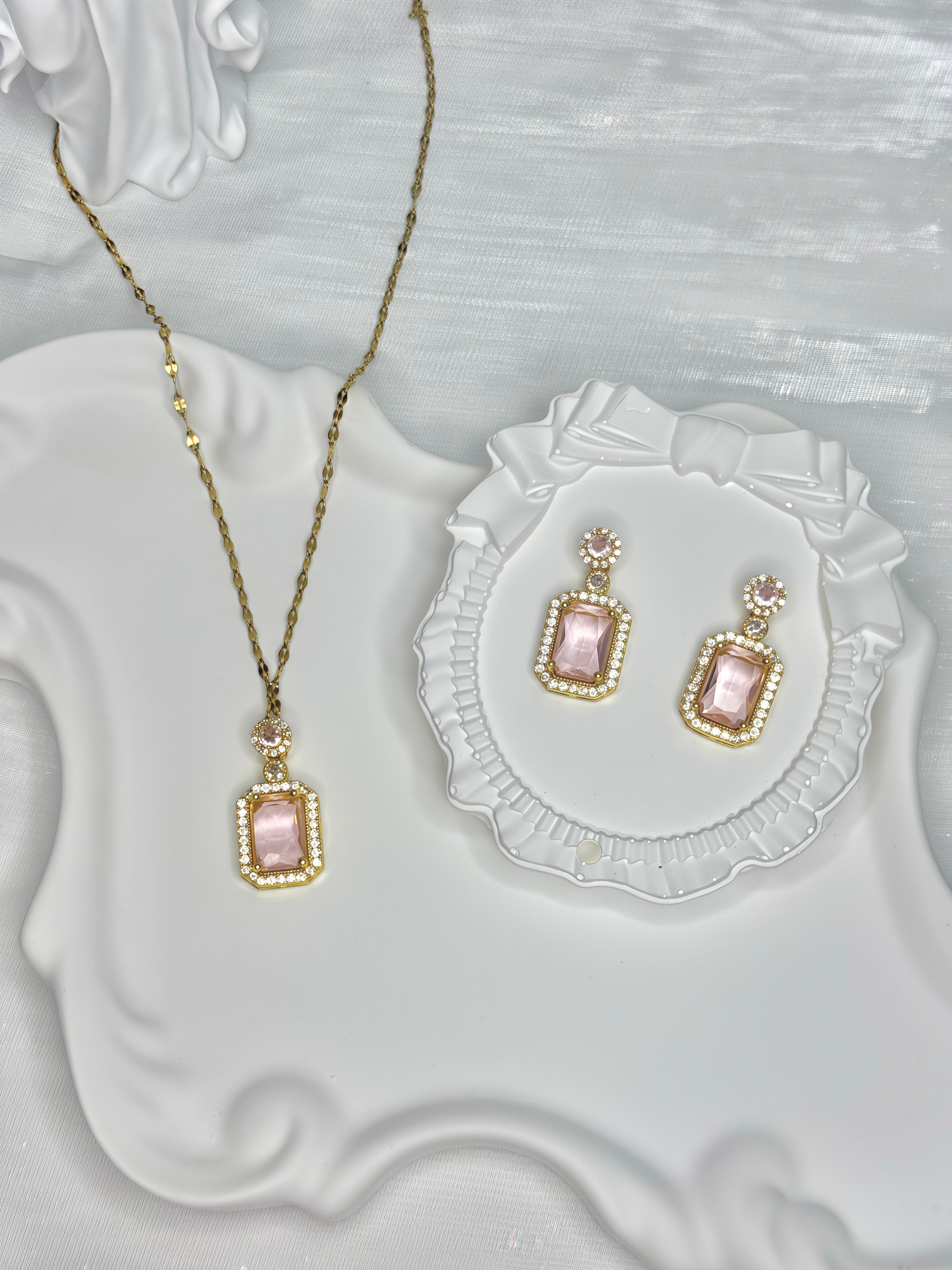 Pink Luxurious Rectangle Zircon Jewel Set