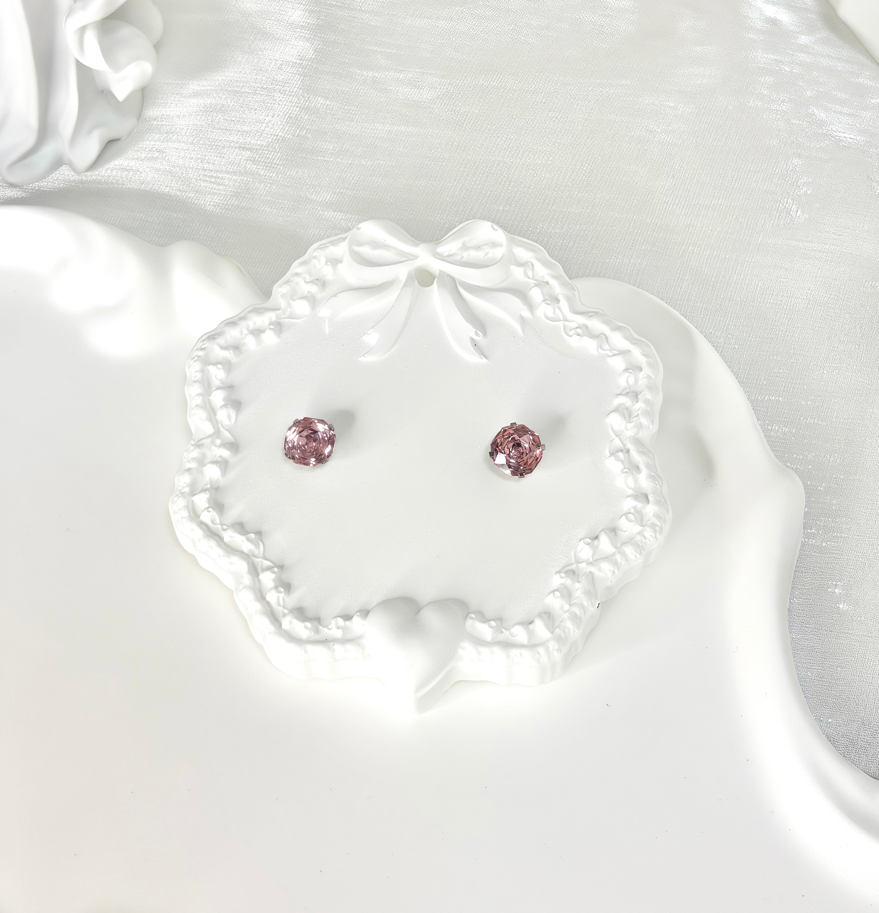 Shiny Pink Titanium Steel Millennium Cut Rose Pattern Earrings