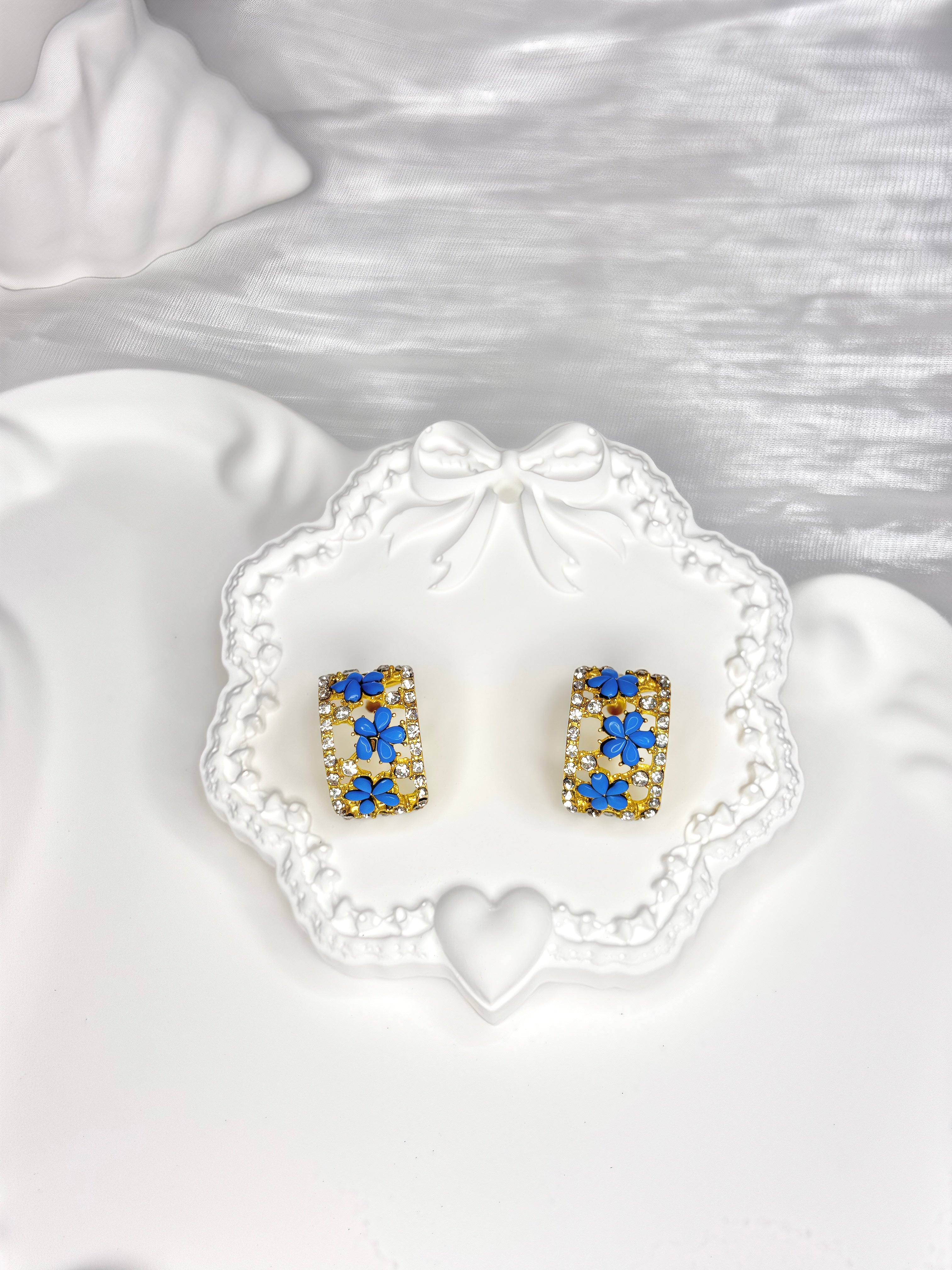 Boho Hollow Blue Floral Earrings