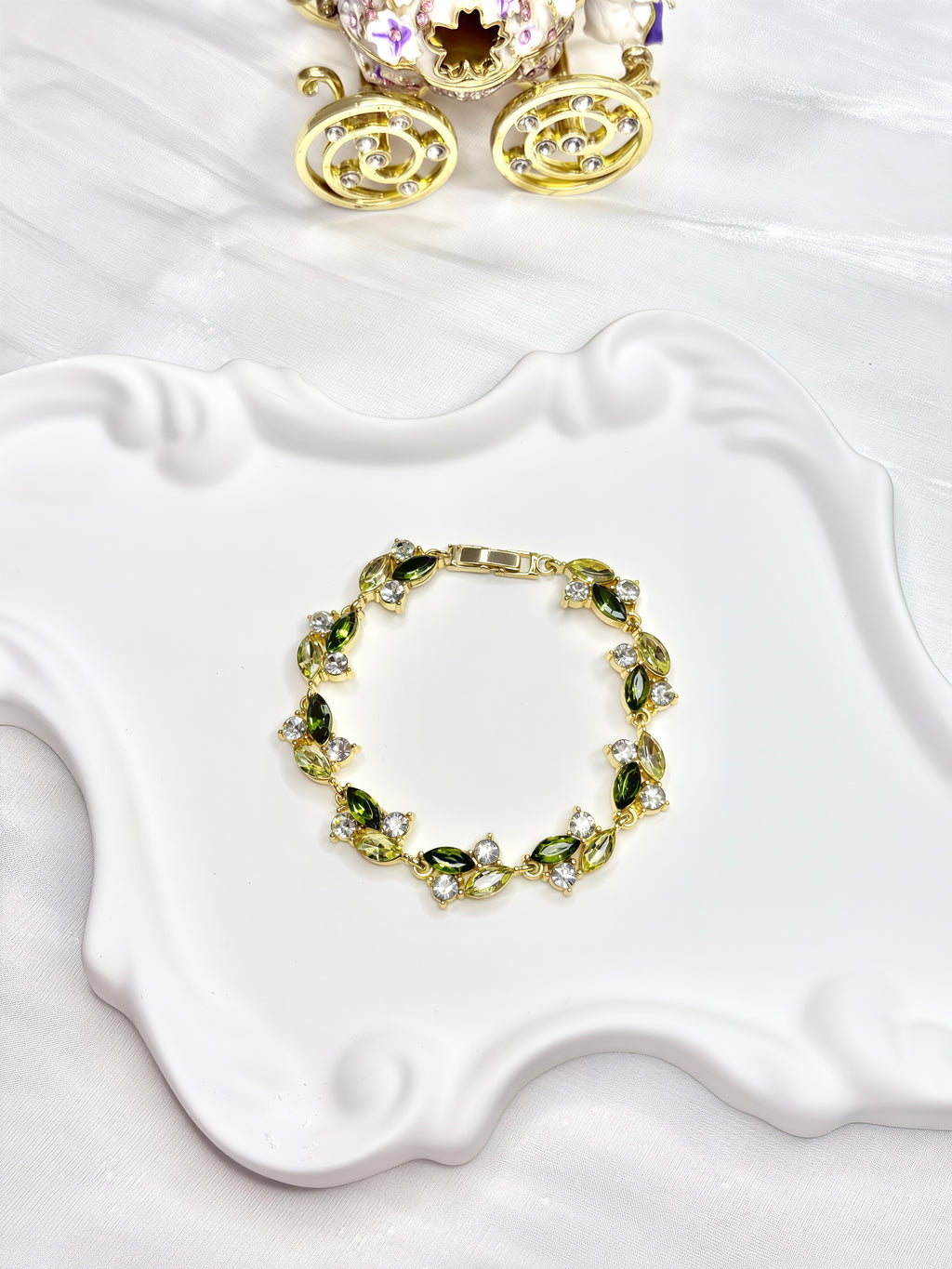 Sparkling Olive Green Zircon Flower Bracelet