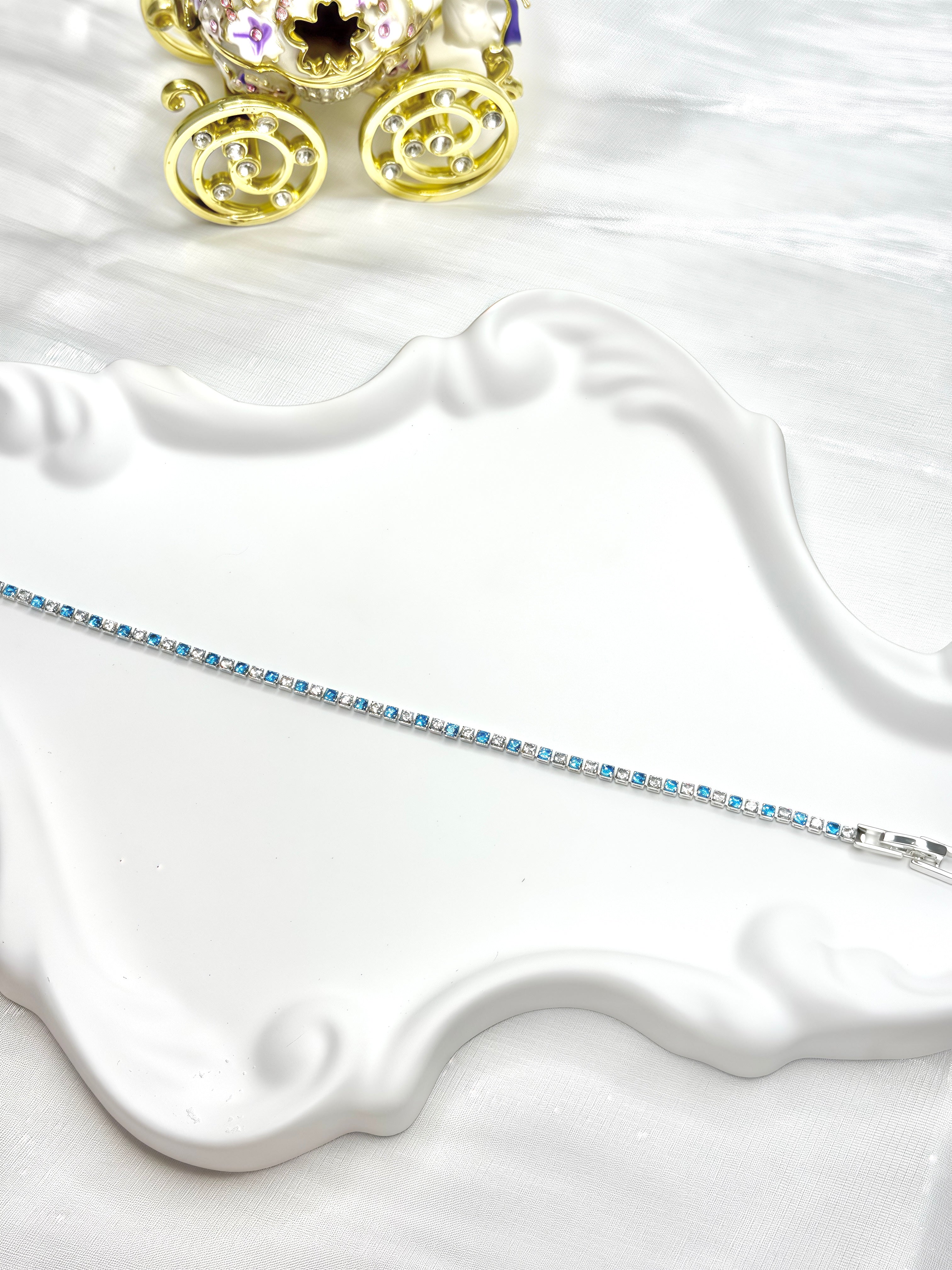 Blue and White Sparking Delicate Chain Bracelet