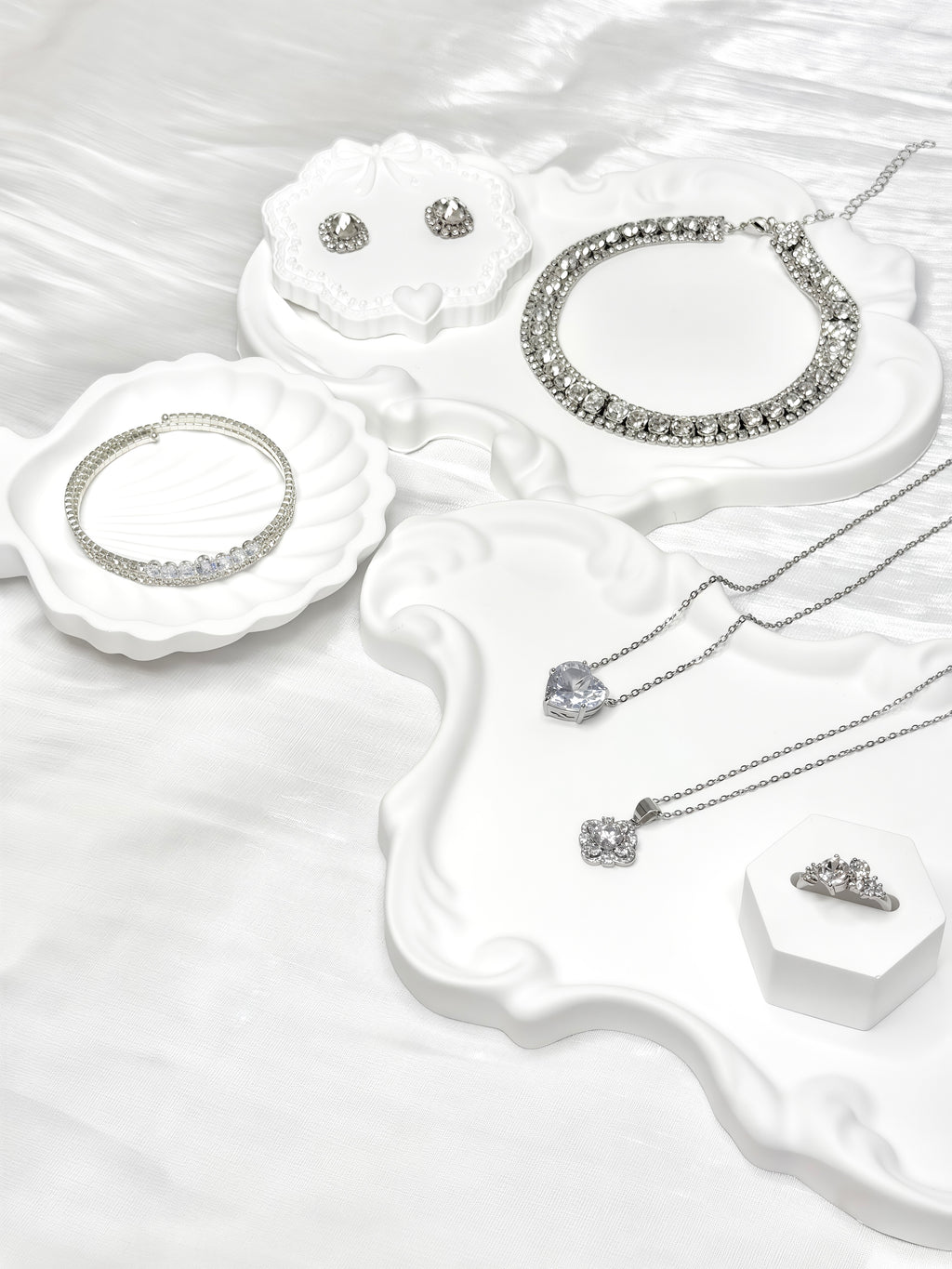 White Shiny Jewel Set
