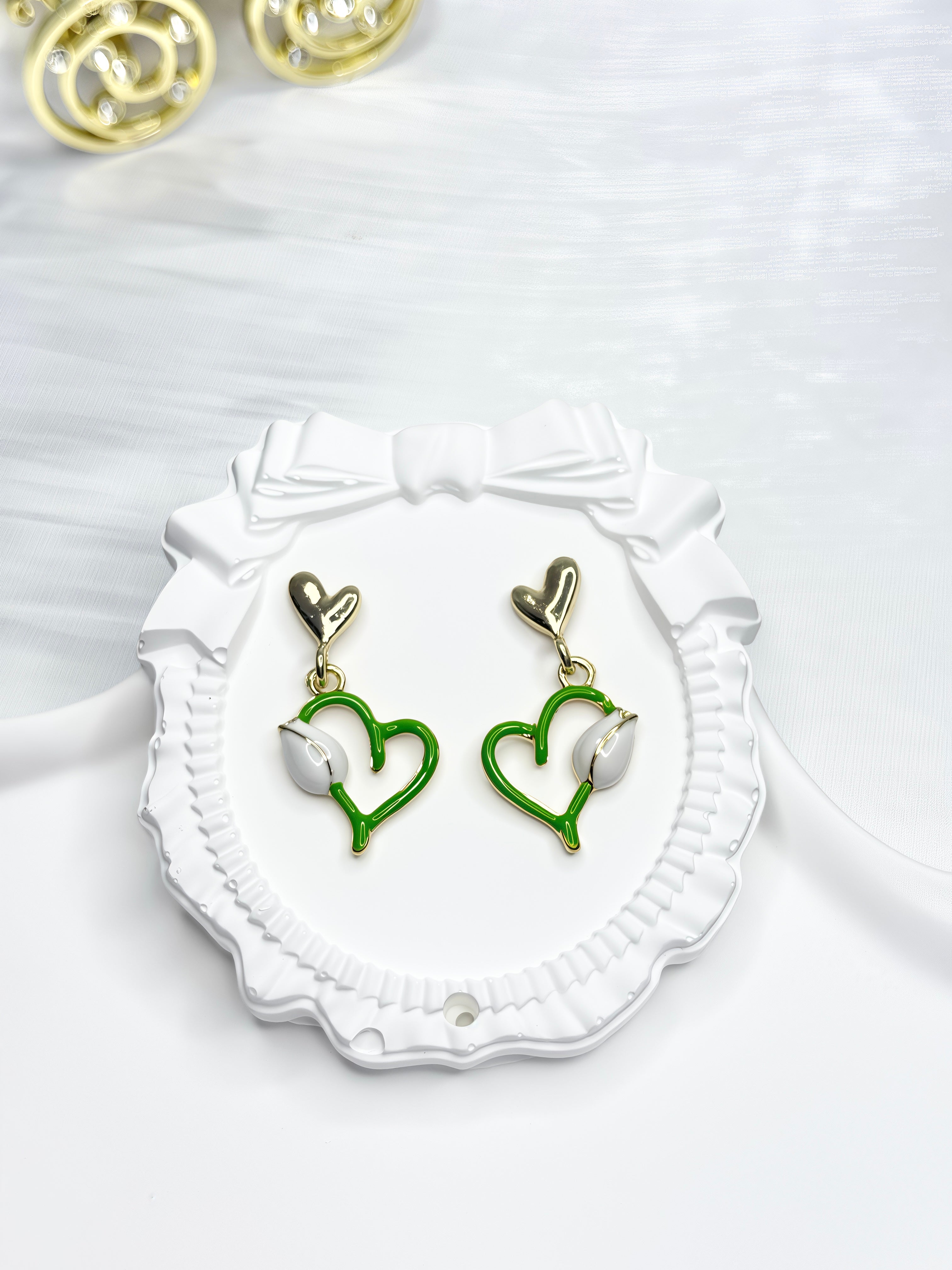 Sweet Green Heart and Tulip Earrings