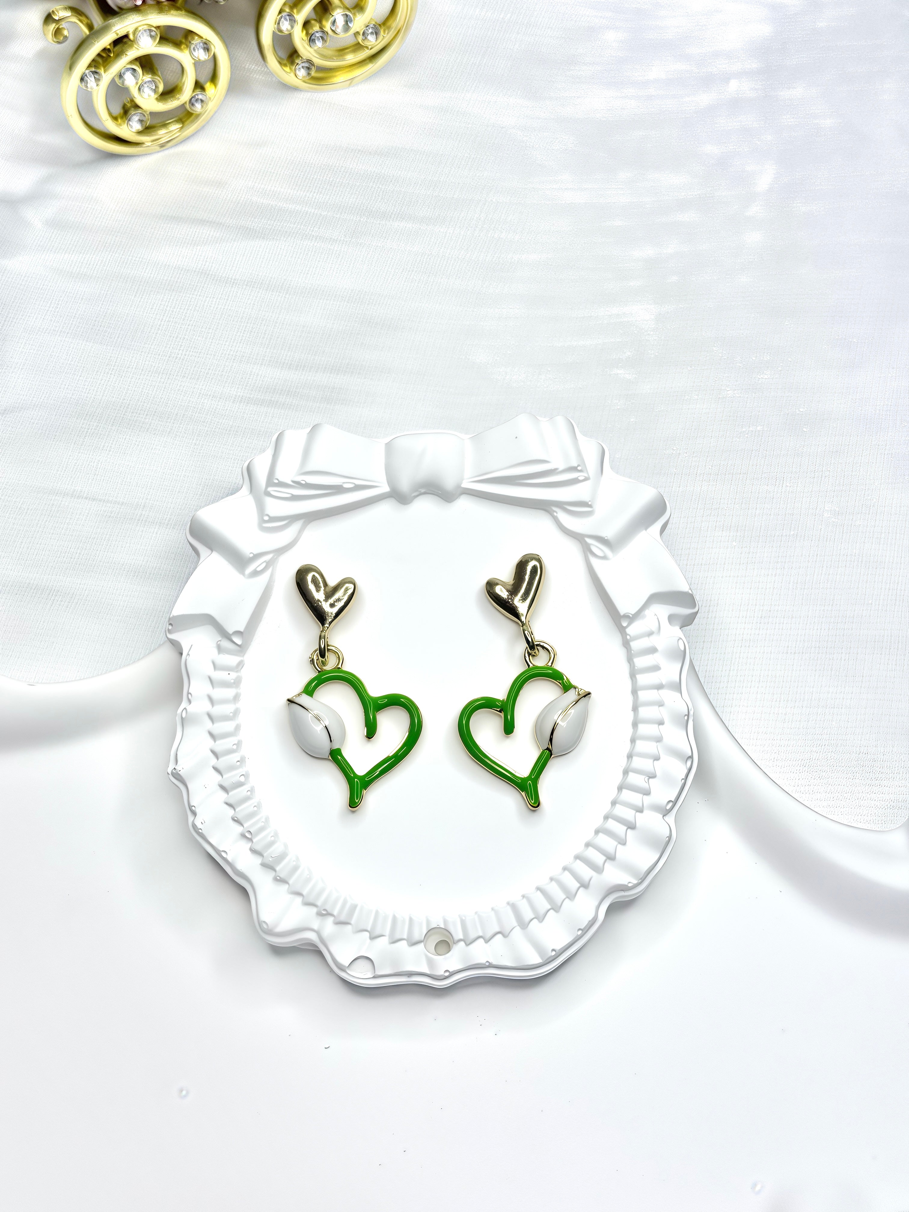 Sweet Green Heart and Tulip Earrings